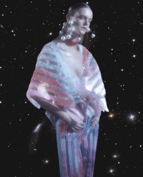 Space Fashion, Galaxy Fashion, Space Photography, Galaxy Background, Graphic Design Fonts, Futuristic Fashion, Retro Futuristic, Fashion Photography Editorial, Photoshoot Inspiration