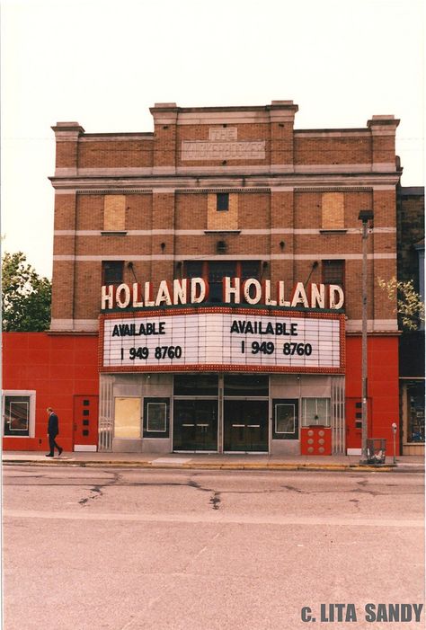 Theater Marquee Sign, Movie Theater Architecture, Old Cinema Theater, Cinema Exterior, Theater Facade, Theater Exterior, Things To Do In Holland, Old Movie Theater, Theatre Marquee