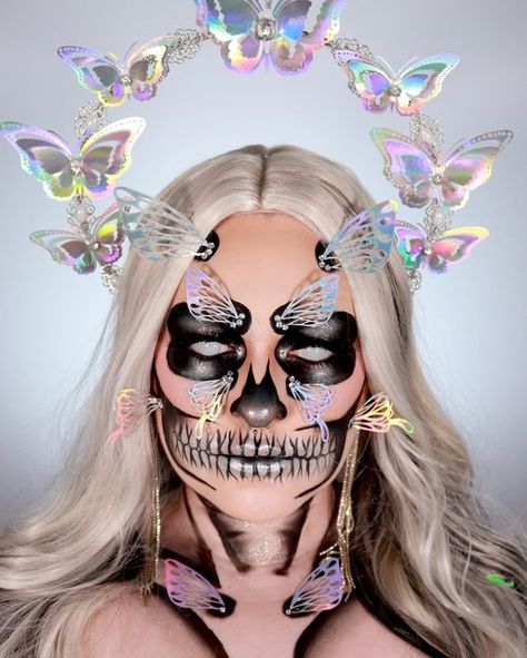 Chrissy on Instagram: "🦋💀🦋 • @beautybaycom Smokey palette  @madebymitchell drip drip blursh @mehronmakeup edge face and body paint black  @plouise_makeup_academy badda black base  @sheinofficial butterfly wings @sheinofficial wig @sheinofficial lashes • #mehronmakeup #beautybay #plouise #madebymitchell #sheglam #shein #butterfly #skull #facepaint #bodypaint #mua #makeup #makeupartist #creativemakeup #contentcreator #makeupideas #makeuplook #makeupcreative" Butterfly Skull Makeup, Butterfly Skull, Plouise Makeup, Mehron Makeup, Plouise Makeup Academy, Drip Drip, Paint Black, Makeup Academy, Make Up Inspo