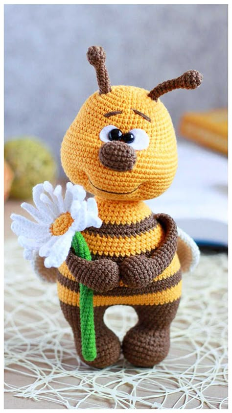 Crochet Bee Shofi Amigurumi Free Pattern Bee Crochet Patterns Free, Crochet Bee Pattern Free, Patchwork Animals, Crochet Bee Pattern, Crocheted Octopus, Amigurumi Bee, Bee Crochet, Crochet Amigurumi Patterns, Free Crochet Amigurumi