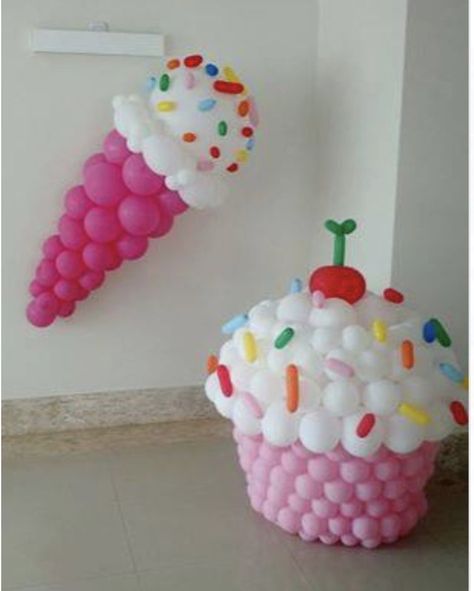 Sweet Treat Decorations, Cheese Fingers, Ice Cream Balloons, Candy Themed Party, Deco Ballon, Candy Land Birthday Party, Ice Cream Birthday Party, Anniversaire Harry Potter, Queso Cheese