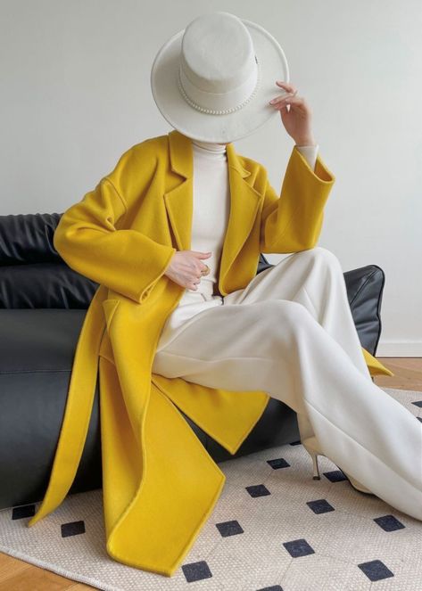 Yellow Wool Coat Outfit, Yellow Long Coat Outfit, Yellow Autumn Outfit, Yellow Winter Dress, Mustard Yellow Fall Outfits, Mustard Yellow Coat Outfit, Mustard Coat Outfit, Yellow Outfit Winter, Yellow Coat Outfit Winter