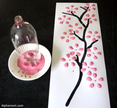 Cheap Crafts To Make and Sell - Cherry Blossom Art From Recycled Soda Bottle - Inexpensive Ideas for DIY Craft Projects You Can Make and Sell On Etsy, at Craft Fairs, Online and in Stores. Quick and Cheap DIY Ideas that Adults and Even Teens Can Make on A Budget http://diyjoy.com/cheap-crafts-to-make-and-sell Bilik Perempuan, Projek Diy, Diy Projektit, Cherry Blossom Art, Seni Dan Kraf, Soda Bottle, Cheap Crafts, Diy Bricolage, Blossoms Art