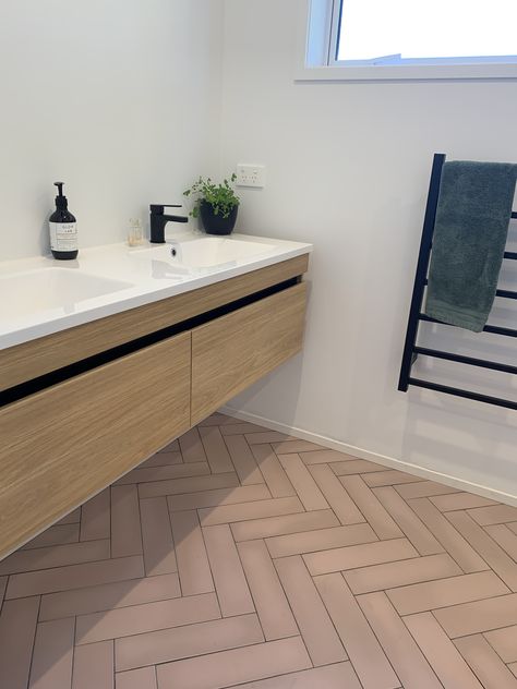 Pink Herringbone Tiles, Bathroom Herringbone Tile Floor, Bathroom Herringbone Tile, Pink Subway Tile, Bathroom Herringbone, Herringbone Tile Floor, Herringbone Tile Floors, Style Tiles, Modern Kitchen Remodel