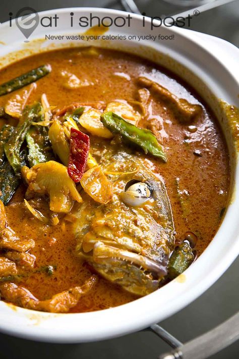 Fish Head Curry, Curry Fish, Thai Fish, Fish Head, Red Snapper, Thai Style, Best Dishes, Balanced Diet, Spinach