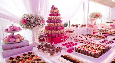 #asiame #dessert #girlslove  As many girls desire, you can give a surprise attack to  show your special love for them. Affordable Wedding Decorations, Cheap Wedding Decorations, Crystal Cake, Budget Friendly Wedding, Wedding Dessert Table, Dessert Options, Wedding Decor Inspiration, Dessert Buffet, Bridal Brunch