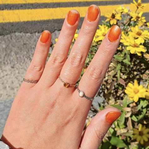 Balsam Nail Dye Is the Latest Retro K-Beauty Trend Making a Comeback | Allure Korean Nail, Nail Trend, K Beauty, Ritual, Seoul, Manicure, Dye