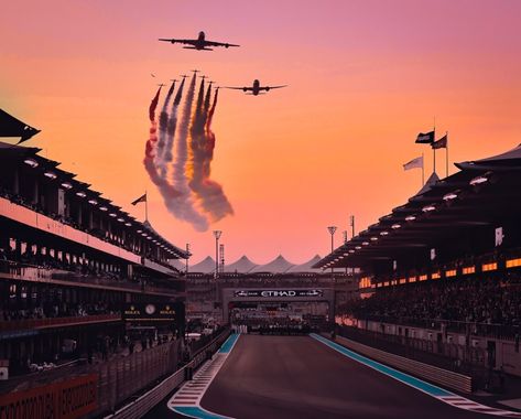 Formula 1 Tickets, F1 Wallpaper Hd, Nico Rosberg, Formula E, Sport Automobile, 1% Wallpaper, Formula 1 Car, Michael Schumacher, Sunset Photos