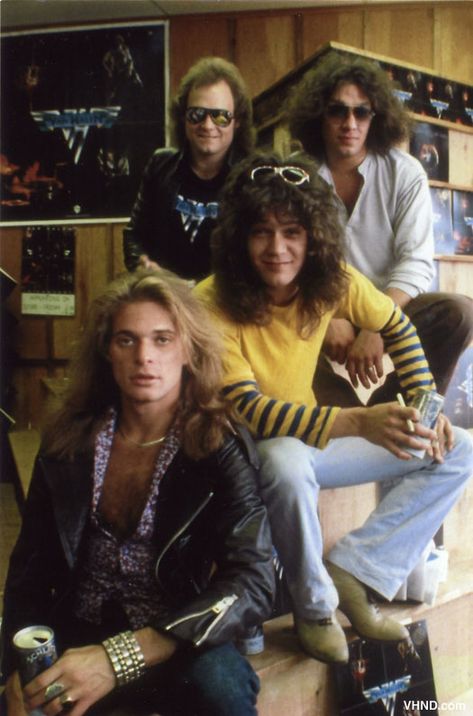 Best Guitar Players, David Lee Roth, We Will Rock You, Eddie Van Halen, Rock And Roll Bands, I'm With The Band, Mötley Crüe, New Rock, Rock Legends