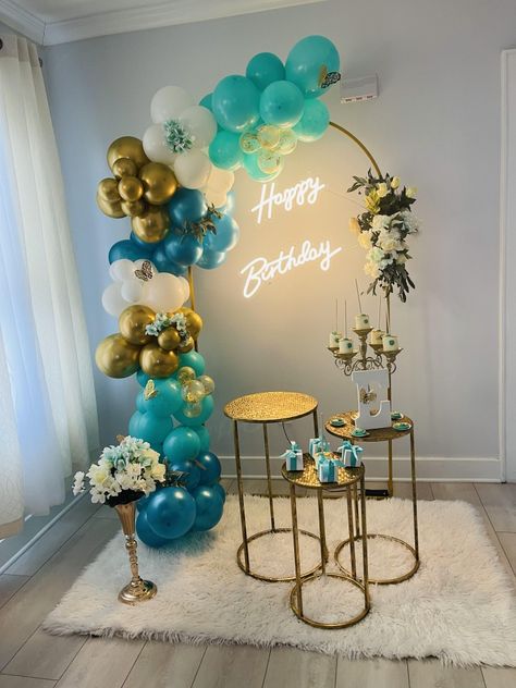 Birthday Simple Backdrop, Surprise Birthday Decorations, Birthday Cake For Husband, Simple Birthday Decorations, Diy Wedding Backdrop, Easy Backdrops, Birthday Balloon Decorations, Birthday Party Theme Decorations, Blue Birthday