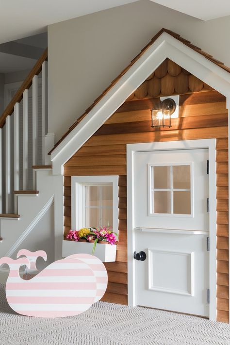 Real Designer: Corrine Wilbur Under Stairs Playhouse, Under Stairs Playroom, Under Stairs Dog House, Room Under Stairs, تحت الدرج, Interior Design Institute, Bedroom Basement, Basement Playroom, Design Blogs