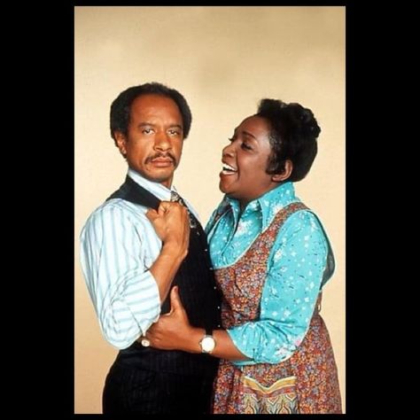 My.Daily.Vintage.Photos on Instagram: “#shermonhemsly#actor#isalbelsansford#actress#hollywood#vintagetv#thejeffersons George and Louise Jefferson Sherman Hemsley & Isabel…” Sherman Hemsley, The Jeffersons, Black Sitcoms, Tv Moms, Black Tv, All In The Family, Tv Couples, Old Shows, Movie Couples