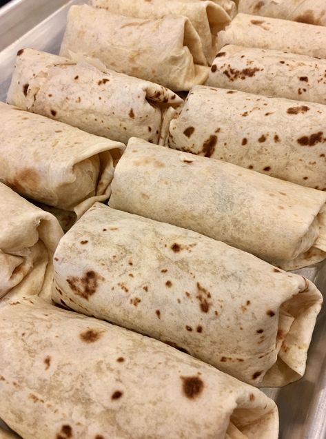 Turkey Burrito Recipe, Burrito Recipe Healthy, Turkey Burritos, Ground Beef Burritos, Burritos Beef, Freezer Burritos, Beef Burrito Recipe, Frozen Burritos, Rice Black Beans