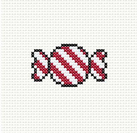 Counted Cross Stitch Patterns Christmas, Kawaii Christmas Cross Stitch, Candy Cross Stitch Pattern, Cross Stitch Mini Christmas, Funny Christmas Cross Stitch, Christmas Cross Stitch Patterns Free Charts, Cross Stitch Gift Ideas, Mini Christmas Cross Stitch, Cross Stitch Christmas Patterns