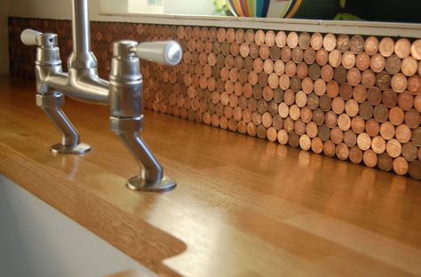 Okay, now I really want to make a penny backsplash. Penny Splashback, Penny Floors, Penny Floor Designs, Diamond Backsplash, Copper Countertops, Penny Backsplash, Copper Pennies, Penny Art, Decorative Tile Backsplash