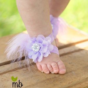 Sandals Diy, Newborn Sandals, Barefoot Sandals Baby, Newborn Baby Girls, Nail Shimmer, Wedding Garter Set, Reborn Baby Girl, Flower Sandals, Toddler Sandals