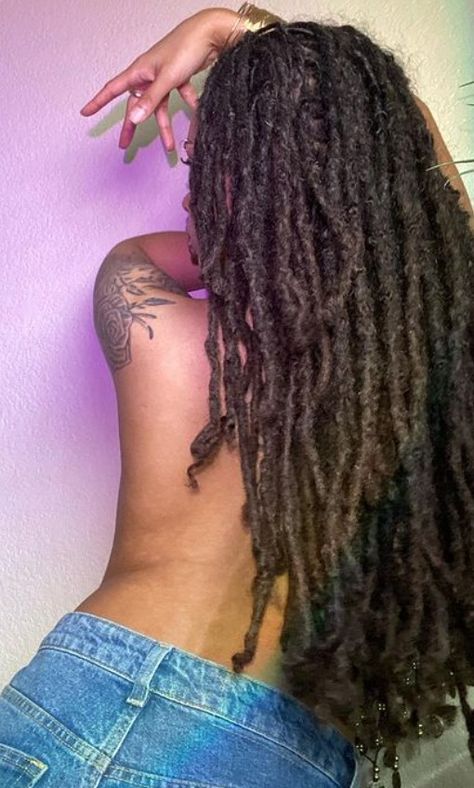 Long Locs Women, Thick Starter Locs, Baddies With Locs, Locs With Weave, Comb Coil Locs, Long Thick Locs, Locs Hairstyles Long, Soft Locs Styles, Layered Locs