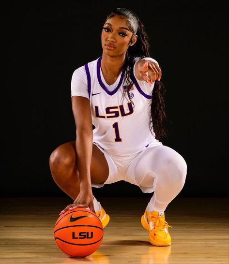 Basketball Pictures Poses, Basketball Banners, Female Basketball, Basketball Senior Pictures, Angel Reese, Basketball Hairstyles, Ball Aesthetic, Basketball Photos, Teen Swag Outfits