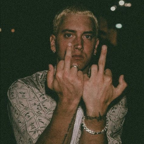 Eminem Aesthetic Vintage, Slim Shady Pfp, Eminem Pfp, Eminem Aesthetic, Instagram Pfp, Eminem Slim Shady, Vintage Aesthetics, Slim Shady, Rare Photos