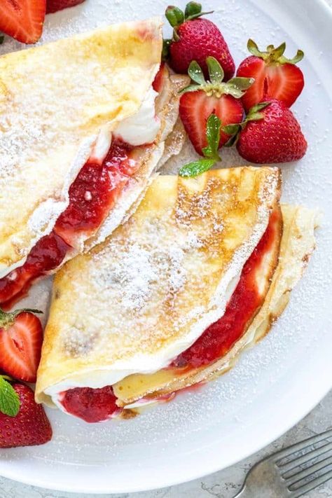 Strawberry Crepes with Homemade Whipped Cream - Jessica Gavin Cream Crepes, Butter Cake Cookies, Homemade Crepes, Macerated Strawberries, Strawberry Crepes, Cafe Delites, Strawberry Cream Cheese, Quesadilla Recipes, Strawberry Sauce