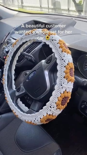 Sunflower Crochet Car Decor, Crochet Car Organizer, Crochet Sunflower Steering Wheel Cover, Crochet Car Decor, Jeep Seat Covers, 2024 Crochet, Sunflower Crochet, Crochet Car, Crocheting Ideas