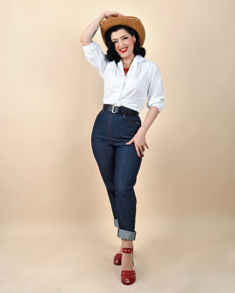 1950s Jeans, Most Flattering Jeans, The 50s Fashion, 1950s Pinup, Vintage Collections, 1950 Fashion, Jeans Outfit Women, Flattering Jeans, Retro Jeans