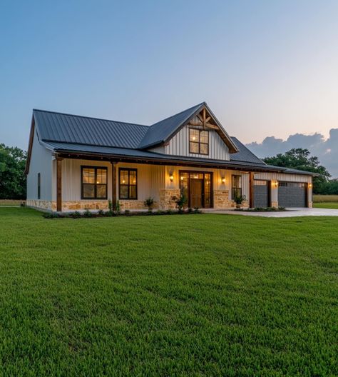 Ranch House Designs Exterior, Farmhouse One Story, Western House Exterior, Farm Bungalow, Modular Farmhouse, 1 Level House, Dream House Farmhouse, Dream House Country, Country Home Exterior