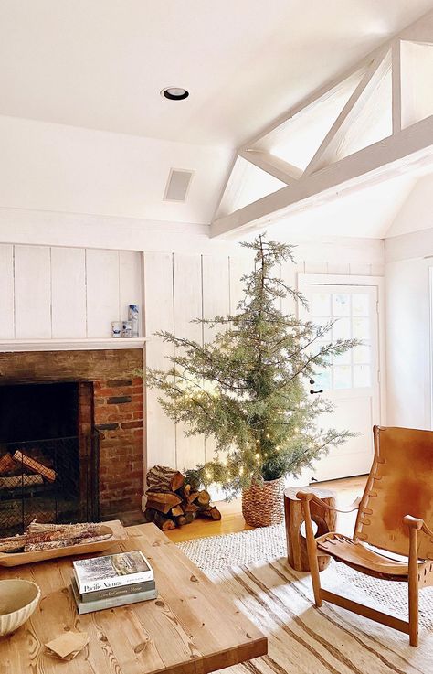 Jenni Kayne Christmas Decor, Jenni Kayne Christmas, Jenni Kayne Home, Interiors Inspiration, Jenni Kayne, Cozy Christmas, Of Ideas, Tis The Season, Interior Inspiration