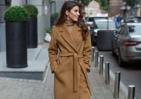 How to Tie a Trench Coat Belt, Even Behind the Back Tie A Trench Coat Belt, How To Distress Jeans, Trench Coat Belt, Distress Jeans, Coat Belt, Celebrity Moms, Fashion Deals, Weekend Style, Best Jeans