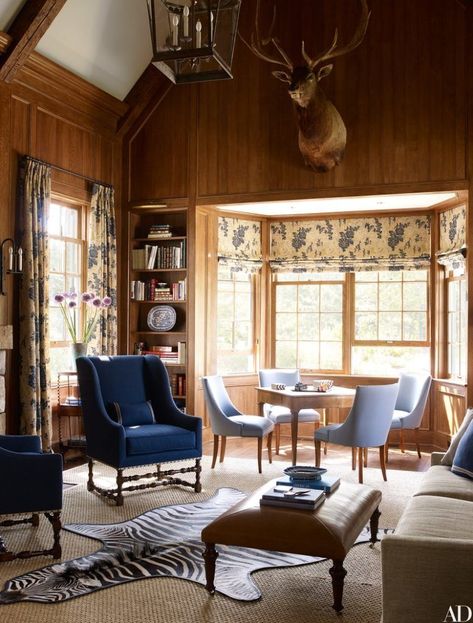 The Way Life Should Be Game Table And Chairs, Suzanne Kasler, Hickory Chair, Game Table, The Ranch, Table Games, Architectural Digest, Sitting Room, Traditional House