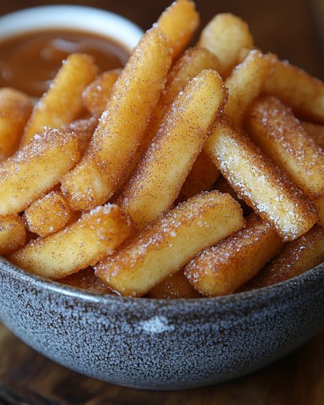 𝗔𝗽𝗽𝗹𝗲 𝗙𝗿𝗶𝗲𝘀 🍏🍟 🛒 Ingredients For the Apple Fries: 4 large apples (Granny Smith or Honeycrisp) 1 cup all-purpose flour 1 teaspoon baking powder ¼ teaspoon salt 1 cup sparkling water or club soda Vegetable oil, for frying For the Cinnamon Sugar Coating: ½ cup granulated sugar 1 tablespoon ground cinnamon For the Caramel Dipping Sauce: ½ cup caramel sauce (store-bought or homemade) 👩‍🍳 Instructions 1️⃣ Prepare the apples: Peel and core the apples, then cut them into thick, fry-like slic... Apple Wedge Fries, Apple Fries, Wedge Fries, Caramel Dipping Sauce, Apple Dip, Fried Apples, Club Soda, Granny Smith, Sparkling Water