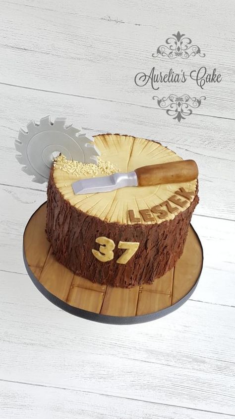 Cake For Carpenter, Carpenter Cake Ideas, Hairdresser Cake, Cake Design For Men, Construction Cake, S Cake, Cool Cake Designs, Wood Cake, Tool Cake