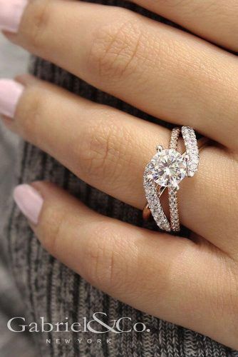 Free Form Engagement Rings, Top Engagement Rings, Rings Sets, Engagement Rings Twisted, Ring Rosegold, Engagement Ring Inspiration, Gorgeous Engagement Ring, Engagement Rings Round, Vintage Engagement