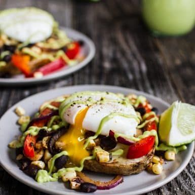 Tex-Mex Eggs Benedict | Eggs Benedict Recipe | Gluten-Free Recipe Hollandaise Recipe, Eggs Benedict Recipe, Grilled Potatoes, Vegetarian Breakfast, Breakfast For Dinner, Breakfast Time, An Egg, Tex Mex, Egg Recipes