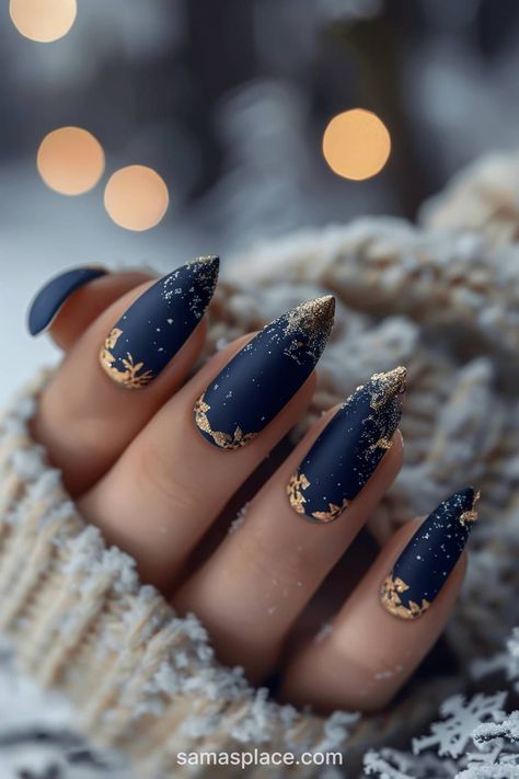 Navy Navy And Gold Foil Nails, Spooky Blue Nails, Navy Nails Design Winter, Frost Nails Winter, Navy Blue Rose Gold Nails, Teal New Years Nails, Winter Foil Nails, Night Court Inspired Nails, Dark Blue And Gold Nail Designs