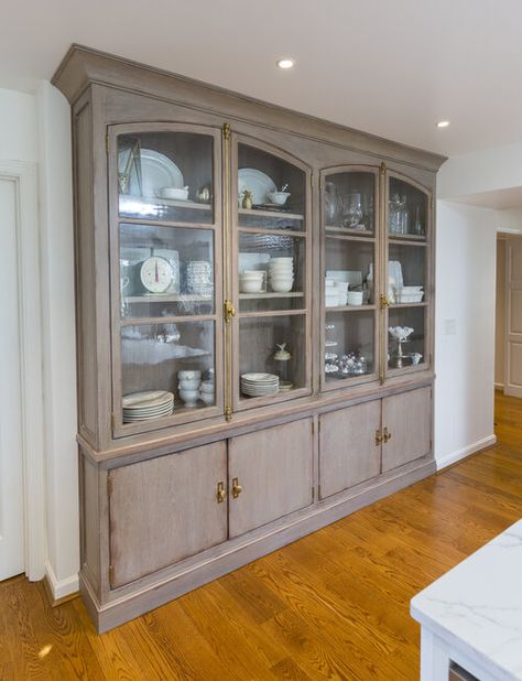 Custom Display Cabinet, Built In China Cabinet Dining Room, Built In Hutch Kitchen, Built In Display Cabinet, Kitchen Glass Cabinets Display Ideas, Built In Buffet Dining Room, Built In Kitchen Hutch, Built In China Hutch, Shallow Storage