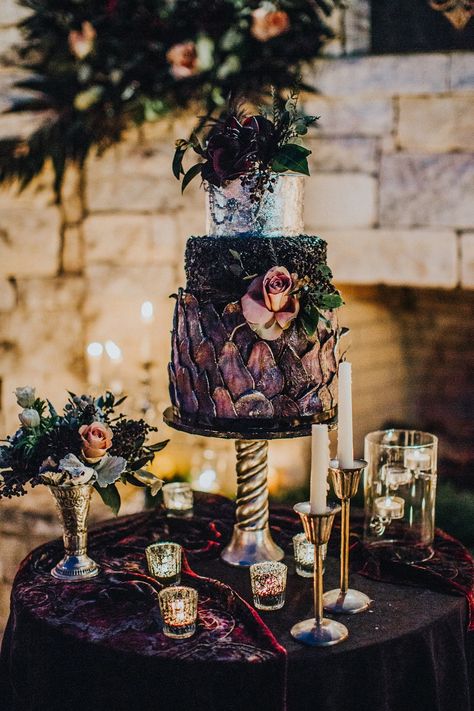 Moody Floral Wedding Cake, Pomegranate Wedding Cake, Dark Wedding Cakes, Gothic Cakes, Langdon Hall, Witchy Wedding, Gothic Cake, Witch Wedding, Dramatic Wedding