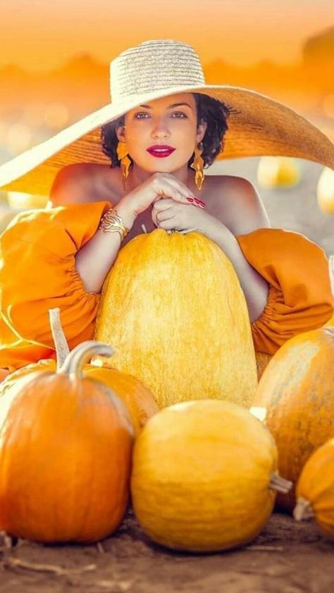 Happy Hat, Fall Photoshoot, Foto Art, Autumn Beauty, Orange Fashion, Fall Photos, Mellow Yellow, Photo Lab, Your Photo