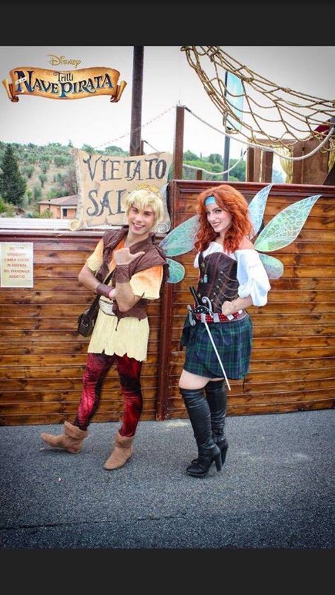 Terence and Zarina from Tinkerbell and pirate fairy Cosplayer: Julia James cosplay And Daniele Vita Photographer: Piero Castiglia The Pirate Fairy Zarina, The Pirate Fairy, Julia James, Pirate Fairy, Fairy Cosplay, The Pirate, Amazing Cosplay, Dress Up, Zelda Characters