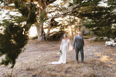 Beautiful day with bride and groom in Cambria with golden hour shots. A Golden Hour & Romantic Beach Wedding Day At Oceanpoint Ranch. Cambria Elopement and Wedding Photographer | Alyssa Michele photo | California and Destination elopement photographer Intimate Beach Wedding, Romantic Beach Wedding, Most Beautiful Images, Romantic Beach, California Elopement, Romantic Photos, So In Love, Destination Elopement, Relaxing Day