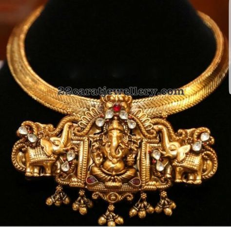 Gold Jewellery Simple, Kids Gold Jewellery, Jewellery Simple, Ganesh Pendant, 22 Carat Gold Jewellery, Gold Temple Jewellery, Gold Bridal Necklace, Pure Gold Jewellery, Buy Gold Jewelry