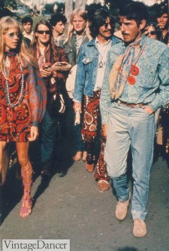 Hippies in the 60s : Fashion, Festivals, Flower Power Woodstock Fashion, 60s Fashion Hippie, Mundo Hippie, Fashion 60s, 1960s Hippie, Pattie Boyd, 60s Hippie, Moda Hippie, Hippie Movement