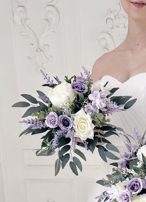 Bridal Bouquet Lilac, Lilac Bridal Bouquet, Wedding Bouquet Lavender, Bridal Bouquet Lavender, Small Bridesmaid Bouquets, Lavender Wedding Bouquet, Lavender Bridal Bouquet, Bouquet Lavender, Greenery Wedding Bouquet