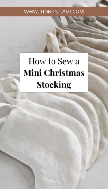 These mini Christmas stockings are ADORABLE!!! Let me show you how to sew a mini stocking for Christmas, including the FREE printable pattern and step by step instructions. Stocking Template, Stocking Tutorial, Mini Christmas Stockings, Mini Stockings, Felt Stocking, Stocking Ornament, Xmas Stockings, Christmas Craft Ideas, Mini Christmas