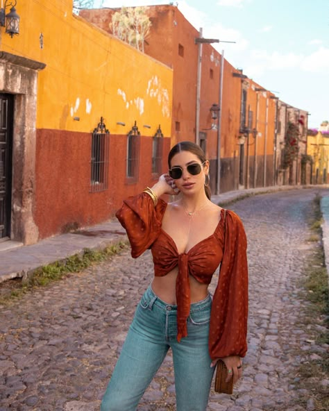 Mexico City Outfit Ideas, Mexico City Outfit, City Outfit Ideas, Mexican Outfits, Mexico Outfits, Mexican Vacation, City Outfit, Outfits For Mexico, Travel Mexico