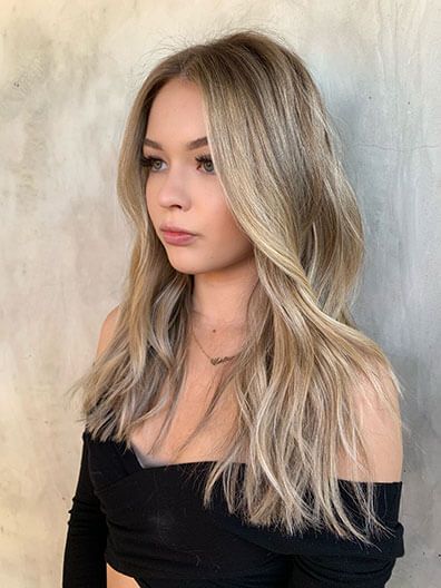 Try This Blonde “Winter Quartz” Technique – Joico lumishine- equal parts 9na/ 9nv Dirty Blonde Hair With Highlights, Blonde Winter, Going Blonde, Dirty Blonde Hair, Dark Blonde Hair, Blonde Hair Looks, Hair Appointment, Hair Color Highlights, Brown Blonde Hair