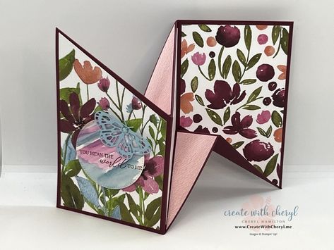 Mirror Fold Card, Girly Cards, Handmade Cards Diy, Beauty Mirror, Fold Cards, Heartfelt Creations, Fun Fold Cards, Folded Cards, Paper Crafts Diy