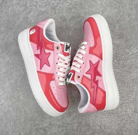 Pink Shoes Men, Red And Pink Shoes, Bape Sneakers, Bapesta Shoes, Bape Shoes, Chinese Shoes, Painted Canvas Shoes, Trendy Shoes Sneakers, Pretty Shoes Sneakers