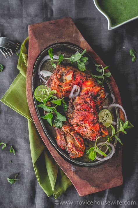 Tandoori Chicken Photography, Non Veg Food, Sizzler Recipes, Lunch Dinner Recipes, Soup Simple, Pizzeria Design, Indian Food Photography, Zany Malik, Veg Food