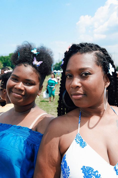 These Curlfest Looks Are Top Hair & Beauty Trends 2019 Burgundy Highlights, Gradient Hair, Unapologetically Black, Natural Styles, Natural Hair Inspiration, New Hair Colors, Plaits, Protective Styles, Beauty Trends